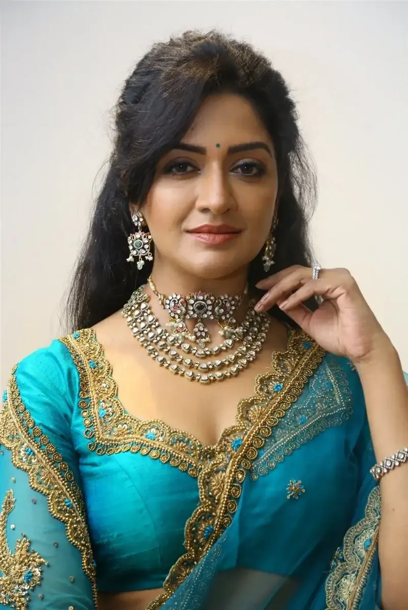 TELUGU ACTRESS VIMALA RAMAN AT RUDRANGI MOVIE PRE RELEASE EVENT 11